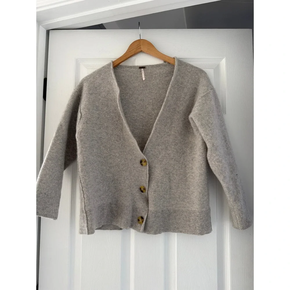 Free People Cashmere V-Neck Light Gray